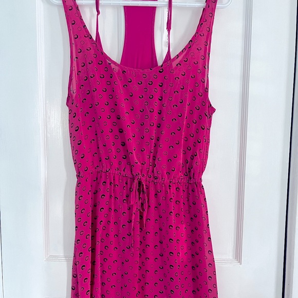 Beautiful pink Guess summer dress - Picture 1 of 2